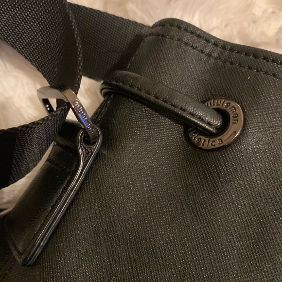 COPY - LULULEMON BLACK ATHLETICA BUCKET HANDBAG/CROSSBODY - Picture 10 of 15